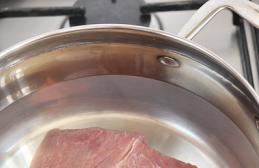 Kapustová polievka z čerstvej kapusty s hovädzím mäsom - recept na lahodnú domácu polievku s fotografiami krok za krokom Ako pripraviť skvelú kapustnicu z hovädzieho mäsa